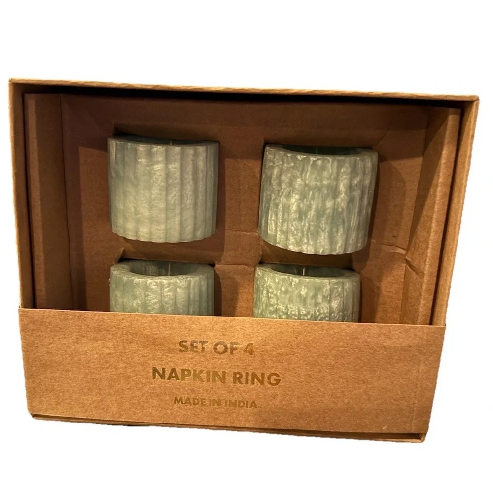 Napkin Rings Blue Ribbed Glass Glossy Set Of 4 New In Box